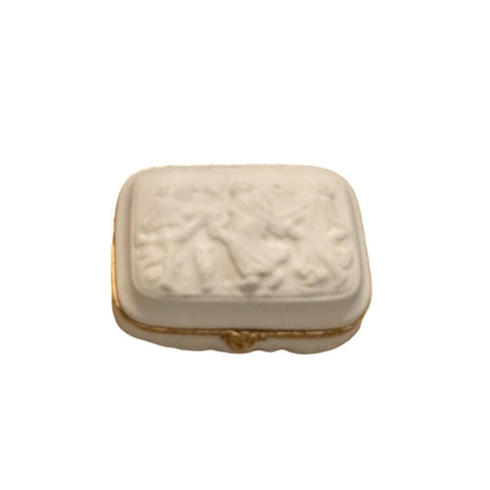 Vintage Limoges White Porcelain Hinged Trinket Box With Gold Accents Embossed Da